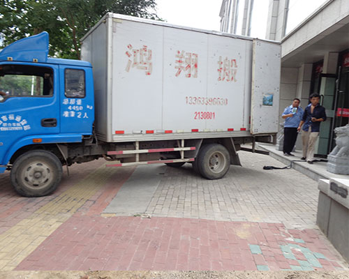 學(xué)生如何選擇搬家公司，有哪些注意事項(xiàng)